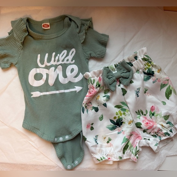 Other - Wild One Baby Onesie and Floral Shorts Set in Sage Green size 12-18 m
